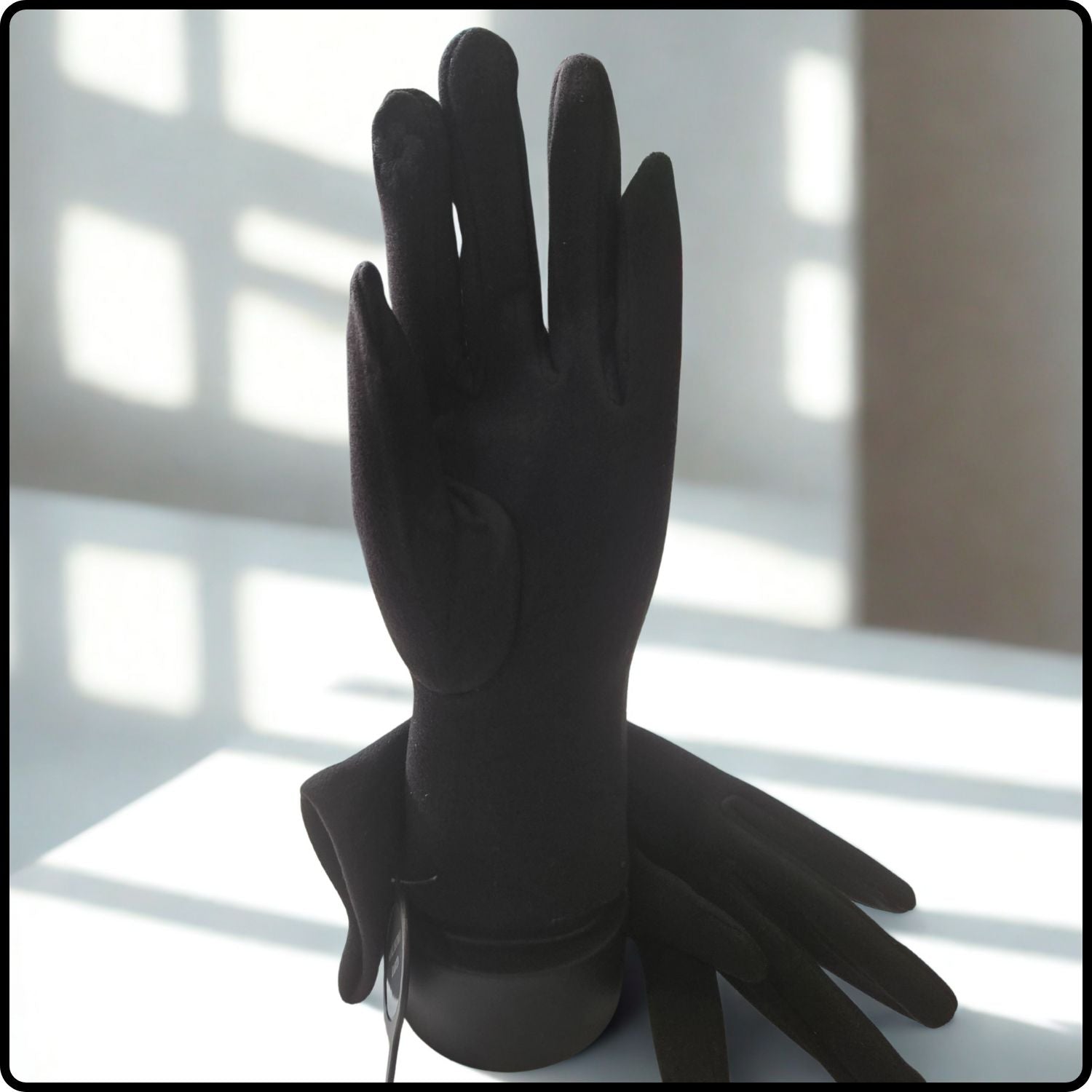 Cat Duo Suedette Fabric Touch Screen Gloves One Size in Black-CDB