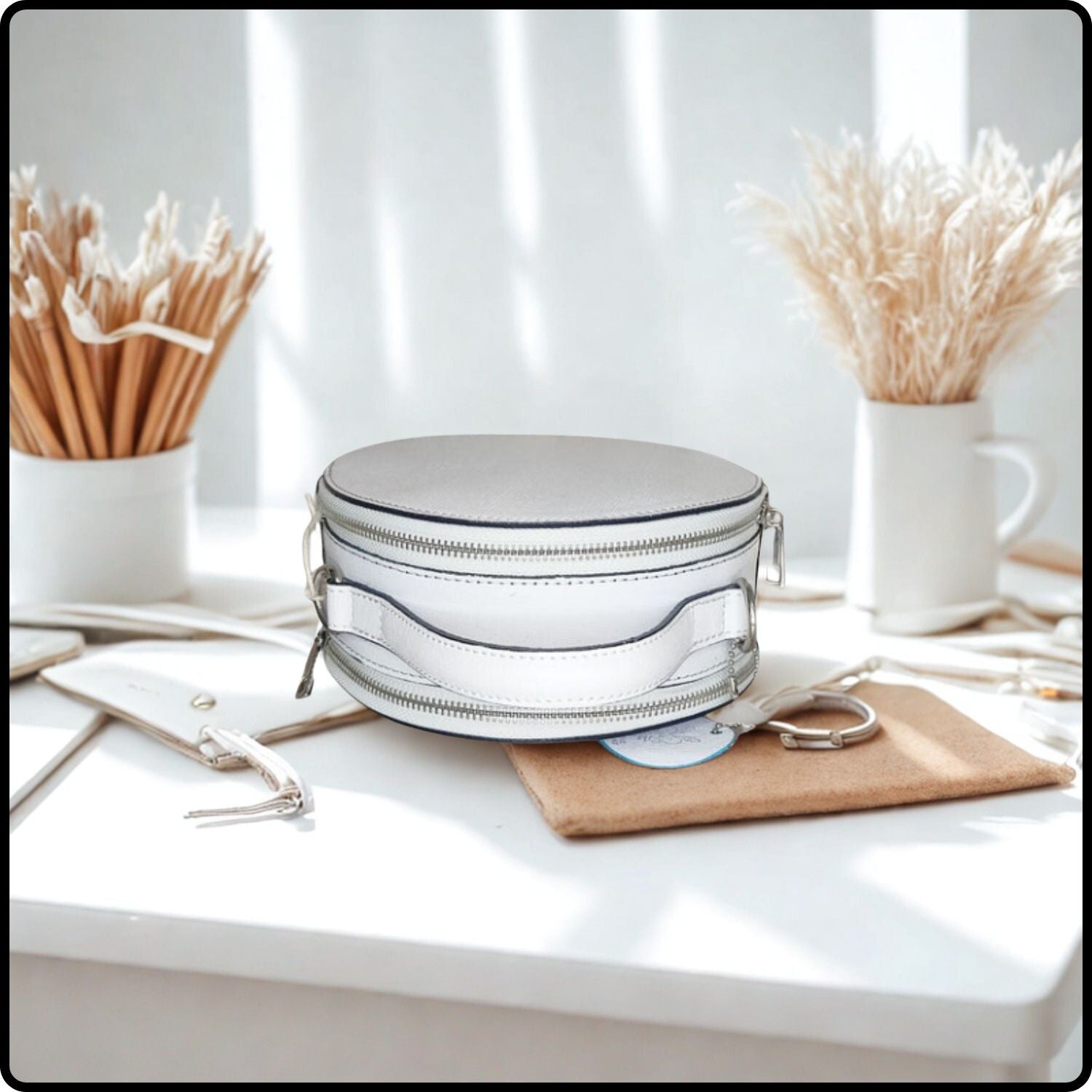 Round Leather Grab Bag With Double Zip - VPQ17-WHITE