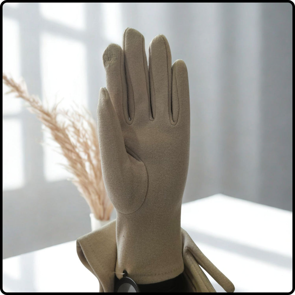 Cat Duo Suedette Fabric Touch Screen Gloves One Size in Cream-CDC