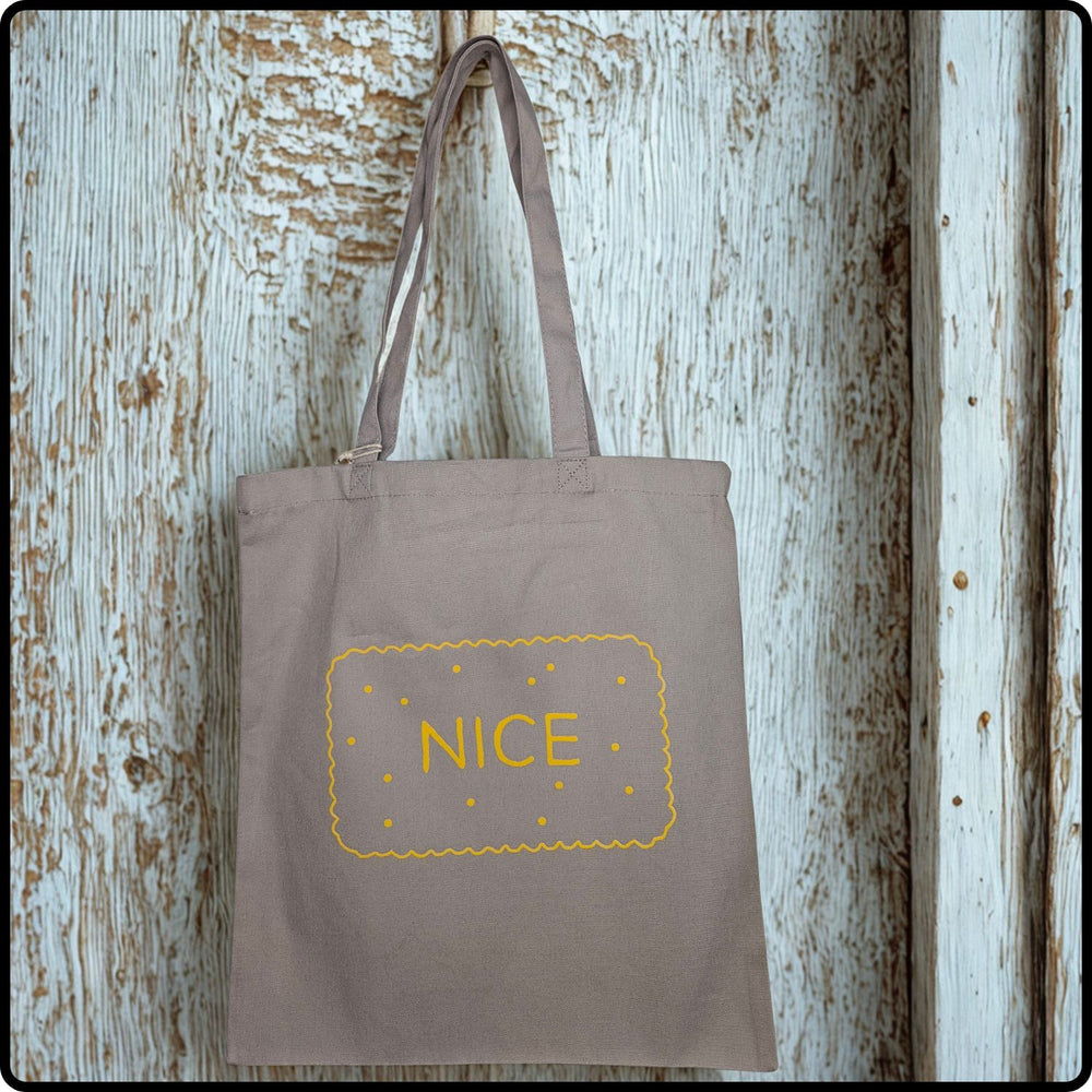 Nice-Grey-4413