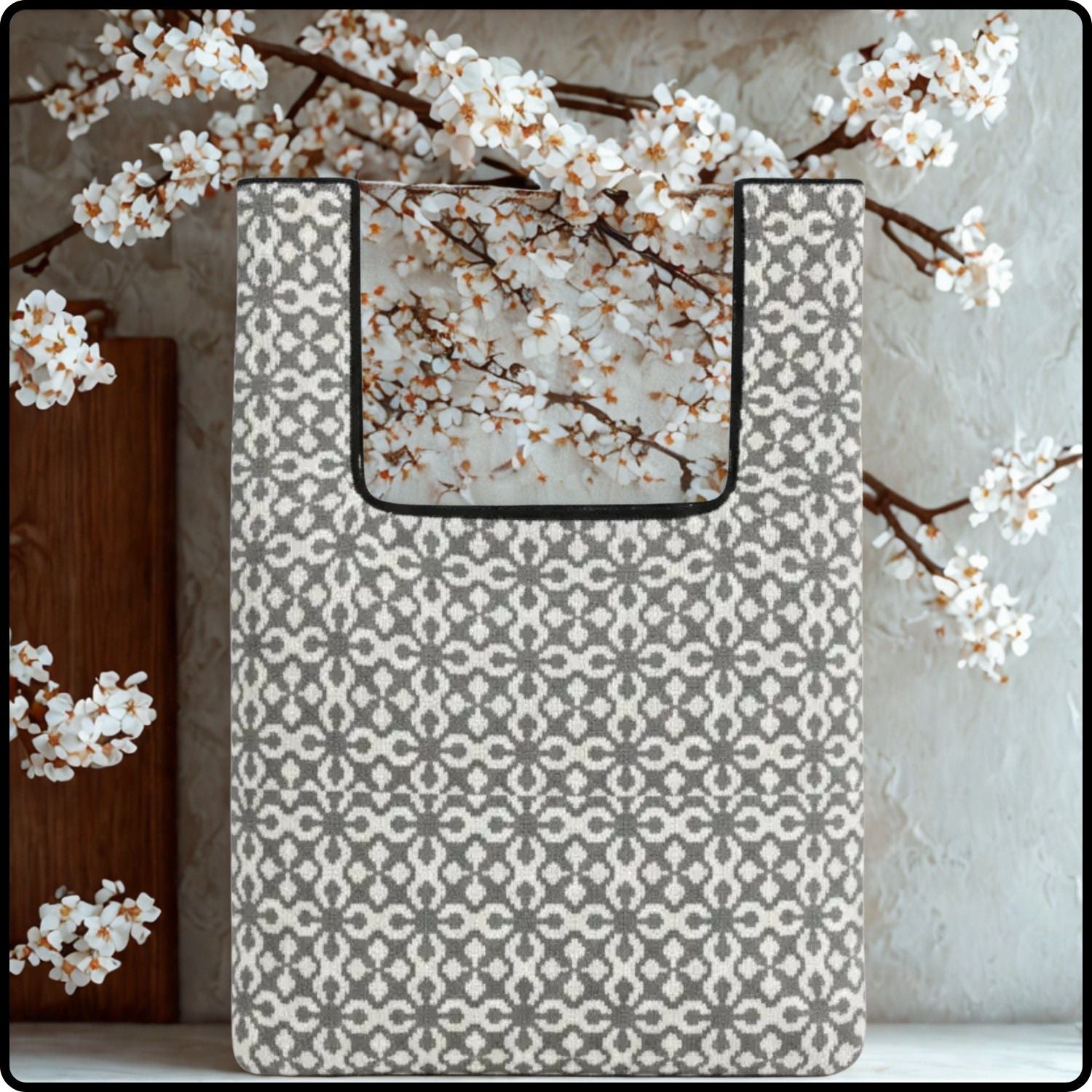 Knitted Bag-Mosaic Monochrome-White and Grey-GYM