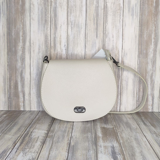 This elegant yet practical saddle bag is crafted from luxuriously soft Italian leather and features a flat silhouette with a postman's lock and zipper closure. The adjustable length strap makes it perfect for carrying as a shoulder bag or cross body.   Outer pocket with zip   Internal zip pocket   Adjustable detachable strap   Silver Hardware   L:23cm x H:16cm x W:4cm