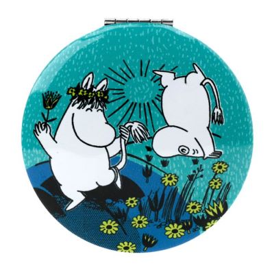 This beautiful compact mirror features the beloved Moomintroll and Snorkmaiden characters. It includes two mirrors, one of them a magnifier to help you perfect your look. With its small size and great design, it's sure to bring a smile to your face.     H: 6.5cm x W: 6.5cmx D:1cm  Metal and Glass