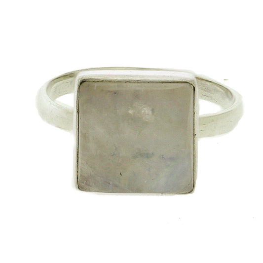 This sterling silver square Moonstone set ring is absolutely beautiful!  This ring measures width 10mm, height 10mm, depth 5mm, the width of the band is 2mm. All measurement are approximate and measured at widest/longest point.  Delivered gift boxed.