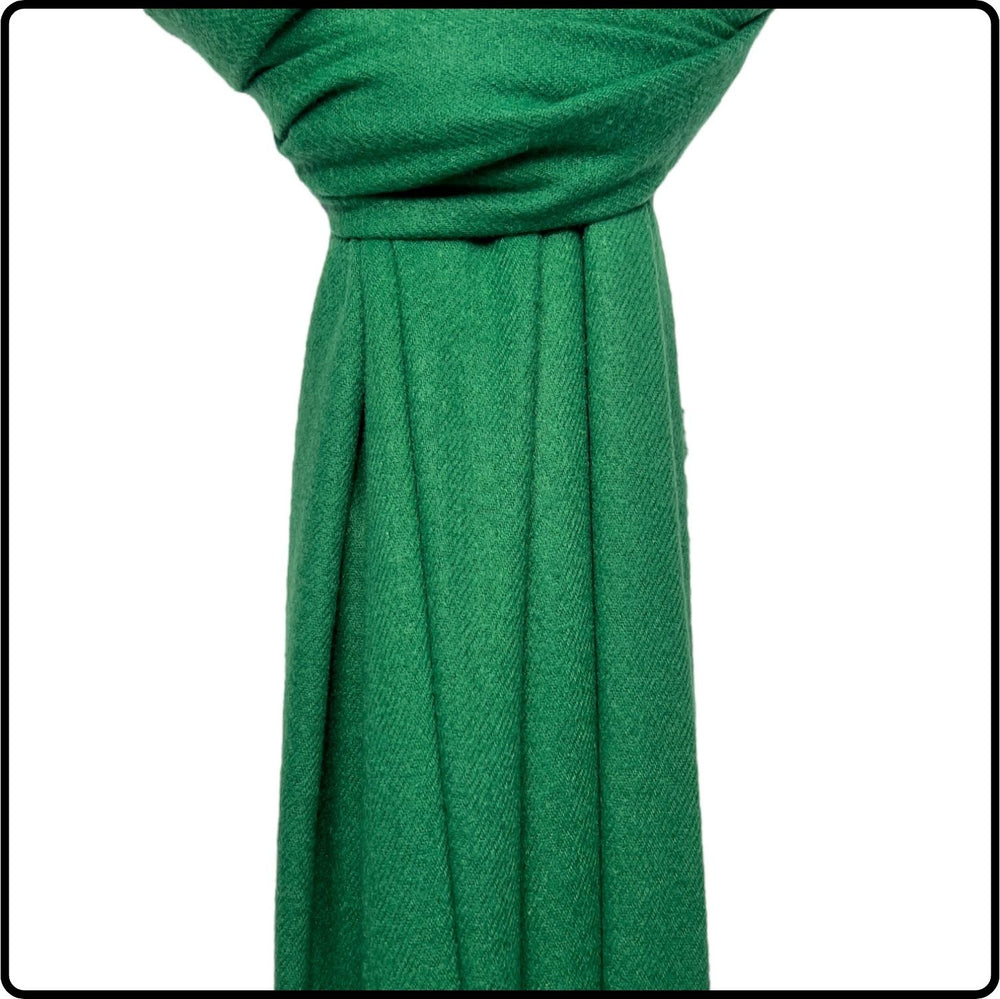 Plain wool mix scarf in green-SPRG