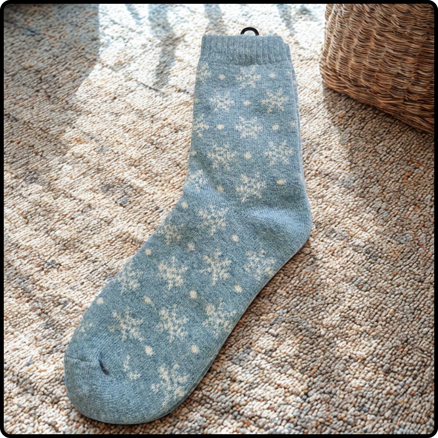 Wool Blend Snowflake Socks in Blue-WFLB