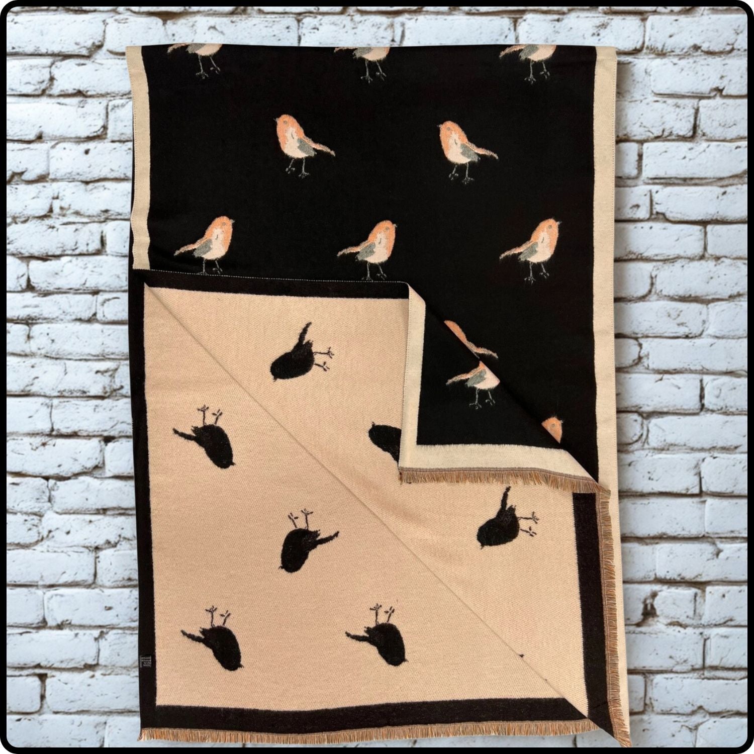 Robin embroidered print on reversible cashmere blend scarf in Black-RSCK